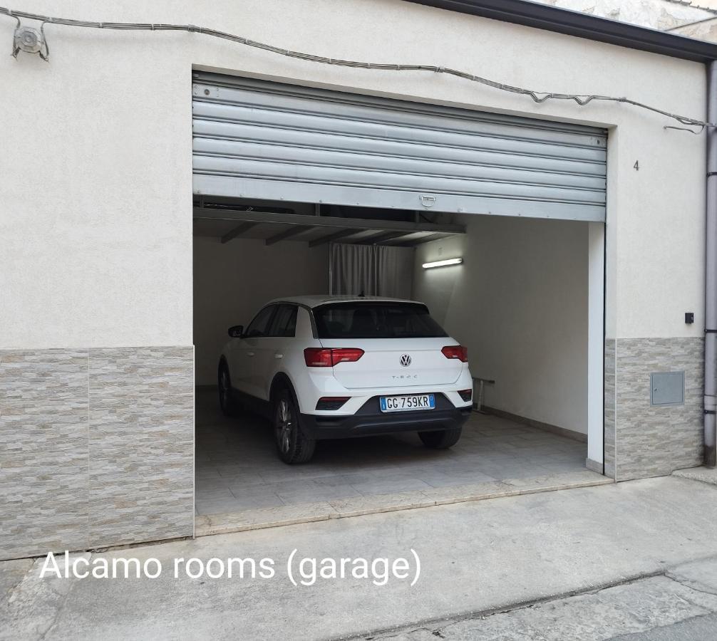 Alcamo Rooms Con Garage Privato Eksteriør billede